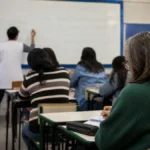 185.245 professores estaduais aposentadoria até 2034