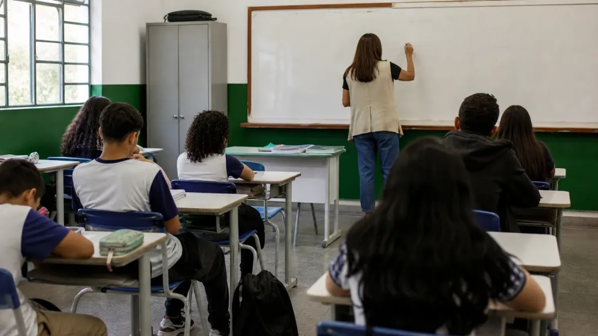 37% dos professores com contrato temporário no Brasil