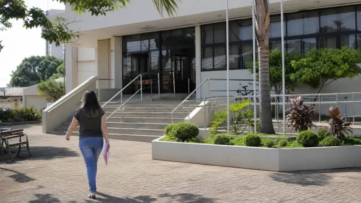 cadastro reserva Prefeitura de Enéas Marques seletivo