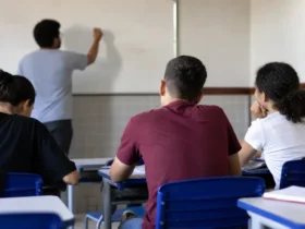 CCJ aprova hora-aula padrão para jornada docente