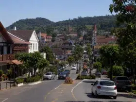 chamada pública Prefeitura de Treze Tílias SC 6 vagas salário até R$ 6,5 mil
