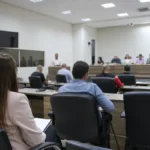 concurso Câmara de Paraíso (SC) salário R$ 7,8 mil