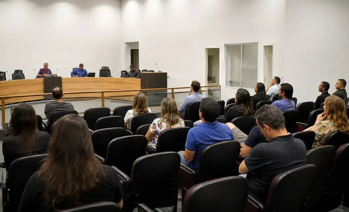 concurso Câmara de São Joaquim SC salários de até R$ 9,8 mil