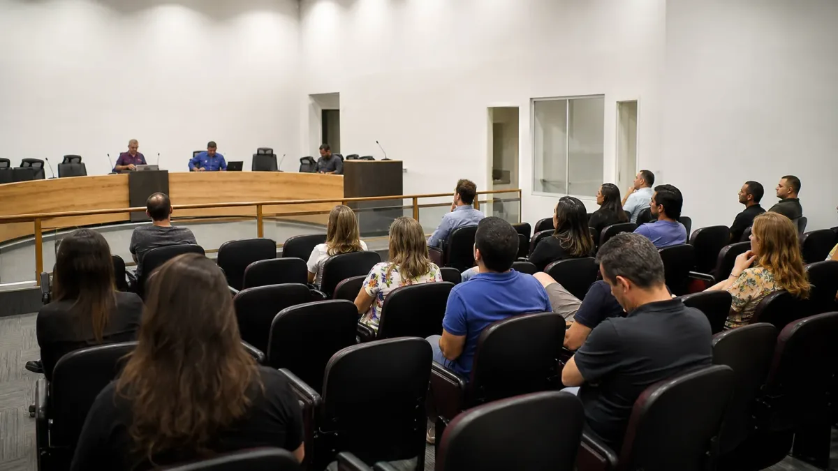 concurso Câmara de São Joaquim SC salários de até R$ 9,8 mil