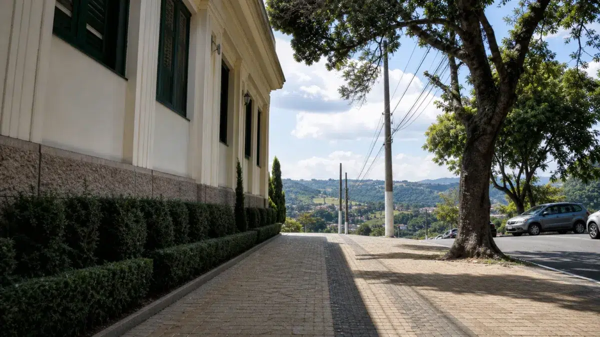 concurso Prefeitura de Cabreúva SP salários até R$ 11.735,45