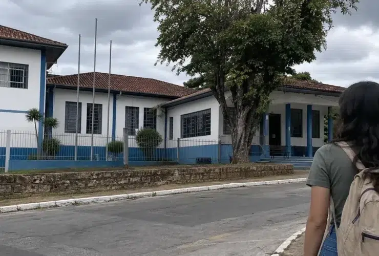 concurso prefeitura de paiva mg iniciais até R$ 11,7 mil