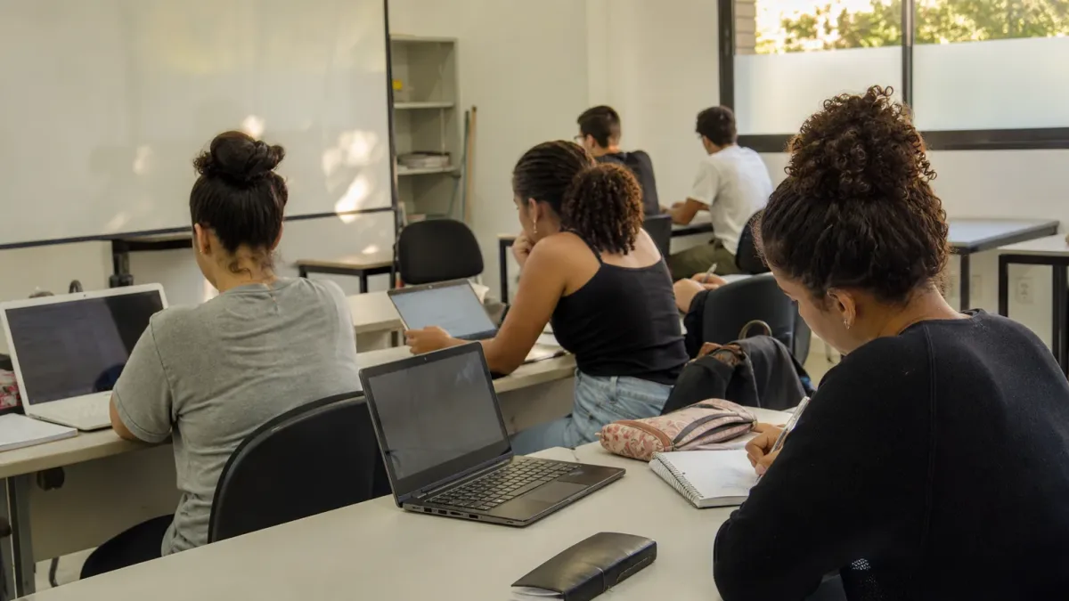 curso de licenciatura gratuito Cederj 2027