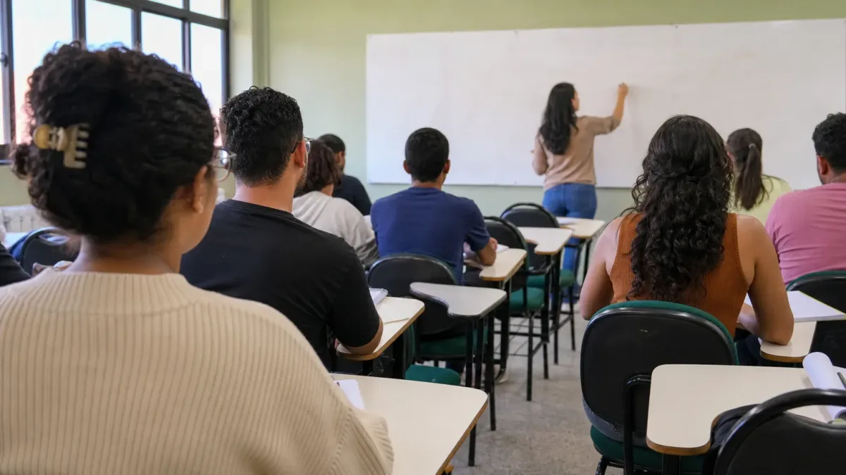 curso gratuito IFPE Espanhol Italiano 80 vagas