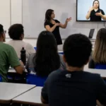 curso gratuito Literatura Infantil em Libras INES