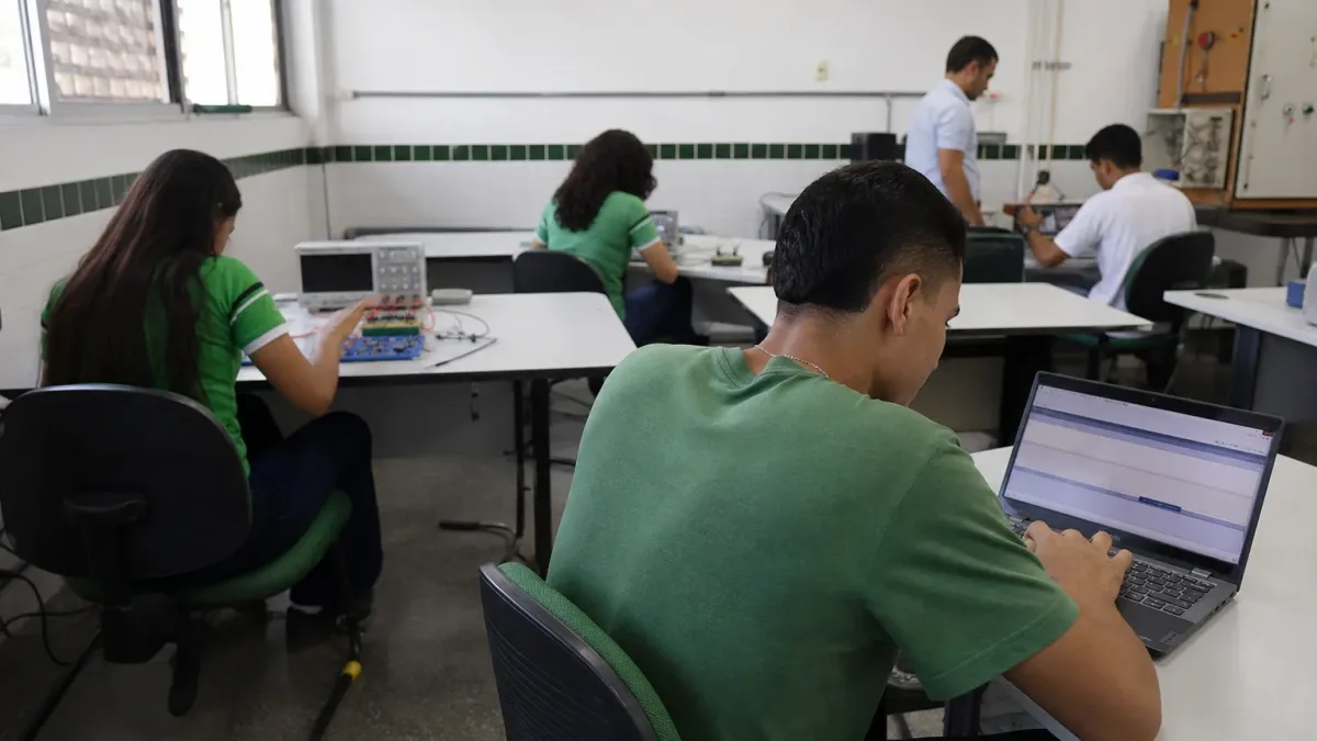 cursos técnicos gratuitos IFCE