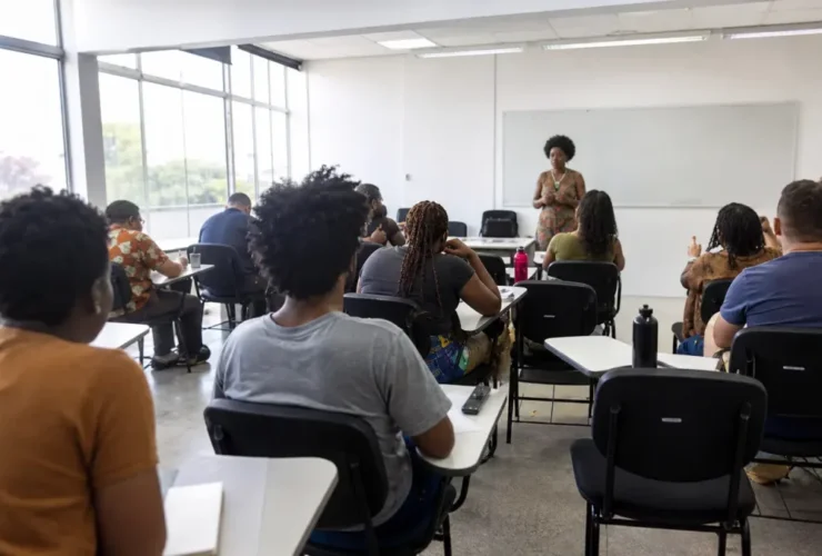 especialização gratuita ensino de histórias e culturas africanas 2027