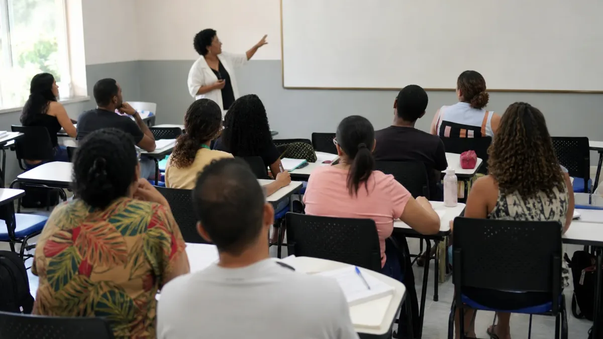 especialização gratuita Política do Planejamento Pedagógico 50 vagas