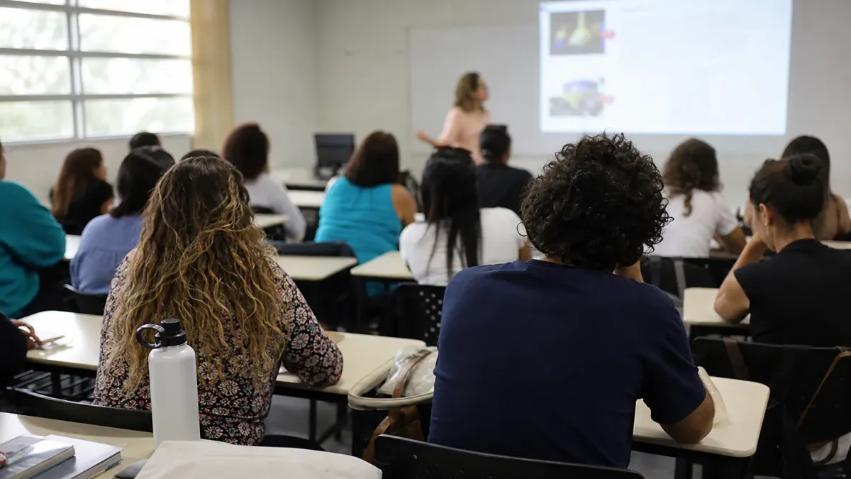 especialização gratuita Práticas de Letramento 2027 IFRJ