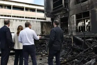 incêndio na UFPE prorroga bolsas Capes MEC prédio R$ 28 milhões