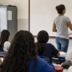 PL 2.821/2026 35 horas professores