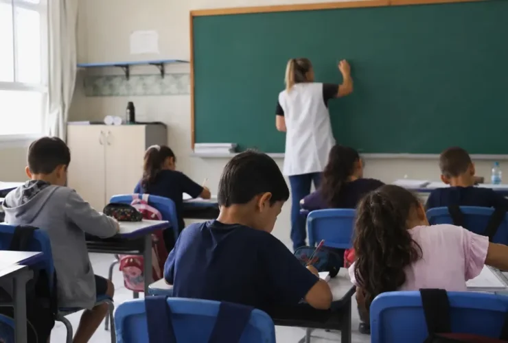 processo seletivo Prefeitura de Diamante D’Oeste Educação