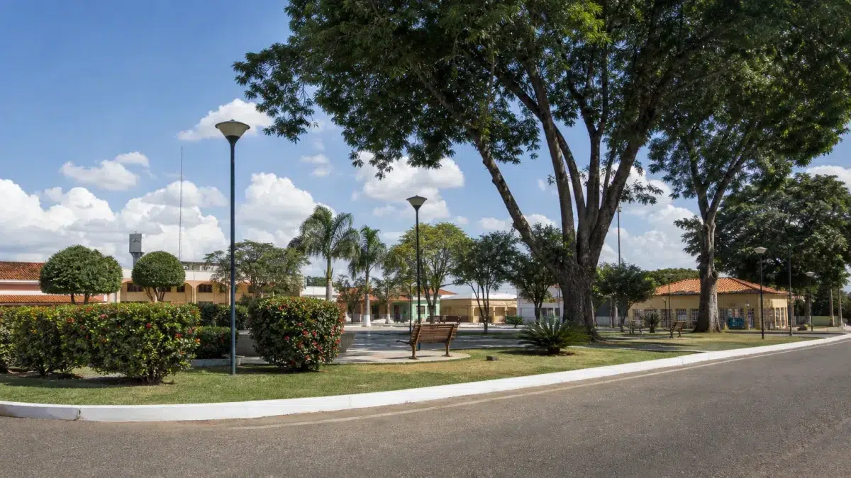 processo seletivo Prefeitura de Diorama GO 77 vagas