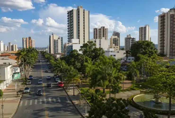 processo seletivo Prefeitura de Divinópolis MG nível superior