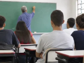 queda de 31% entre docentes jovens