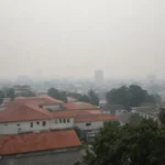 Seduc-AM suspende aulas da manhã em Manaus por fumaça intensa