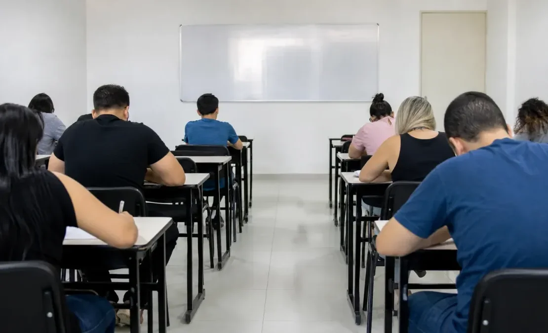 seleção Prefeitura de Paula Freitas 11 vagas médio superior