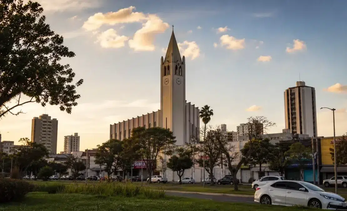 seletivo Prefeitura de Apucarana 48 vagas salário até 11,8 mil
