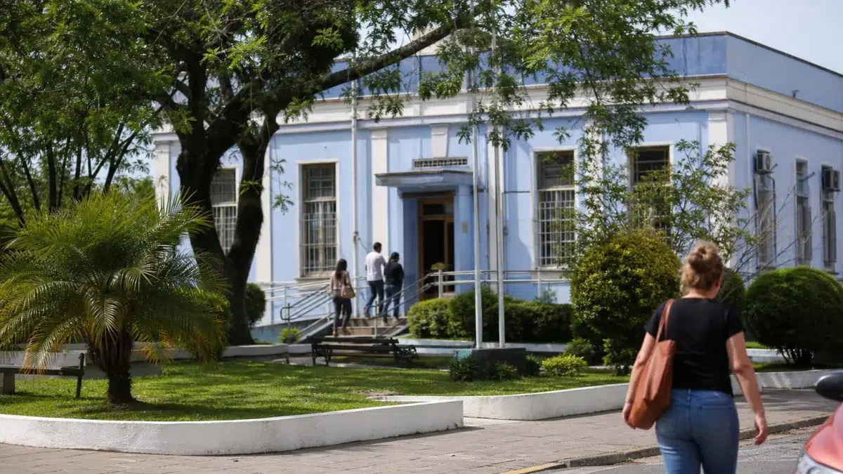 seletivo Prefeitura de Canguçu RS nível superior R$ 7,4 mil