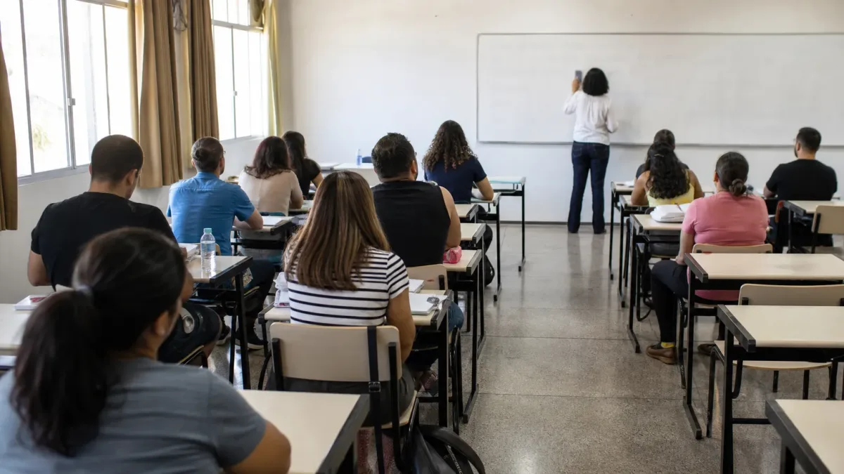 seletivo Prefeitura de Echaporã Educação nível superior
